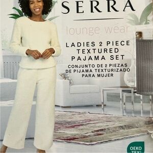 NWOT Serra Women's Cream Lounge Set